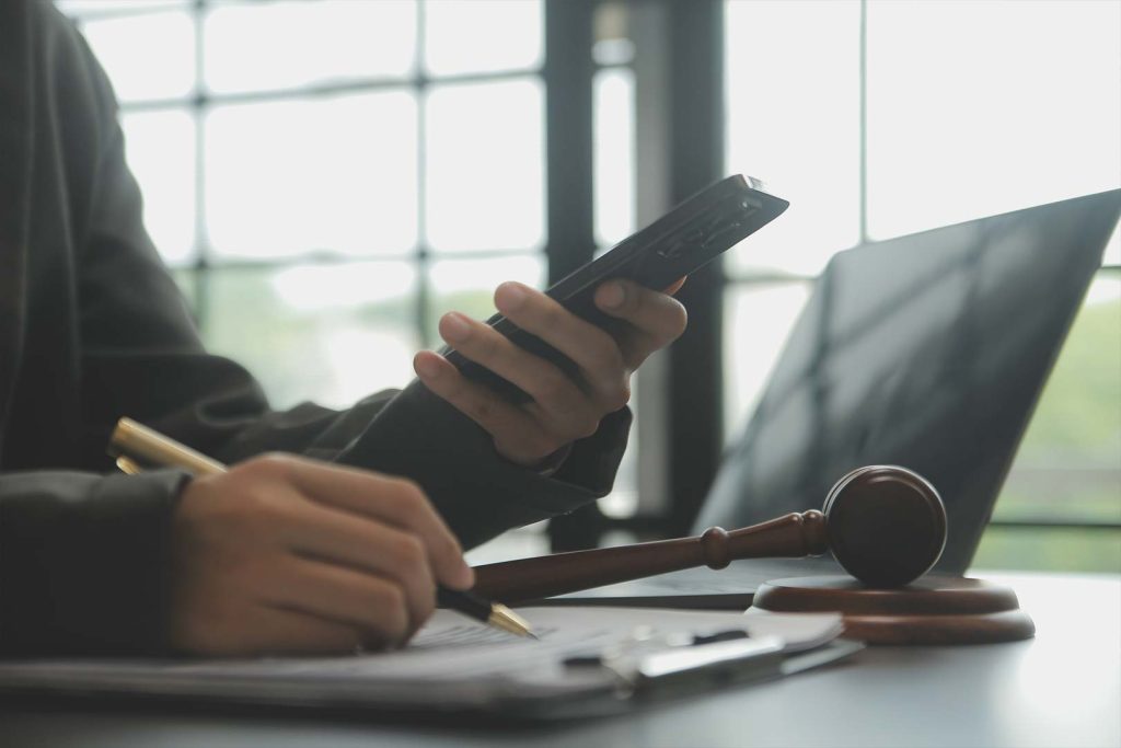 Embracing Social Media For Lawyers
